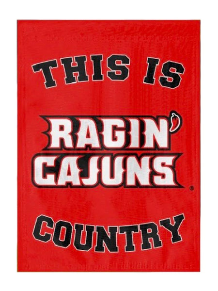 This is Ragin Cajuns Country Garden Flag